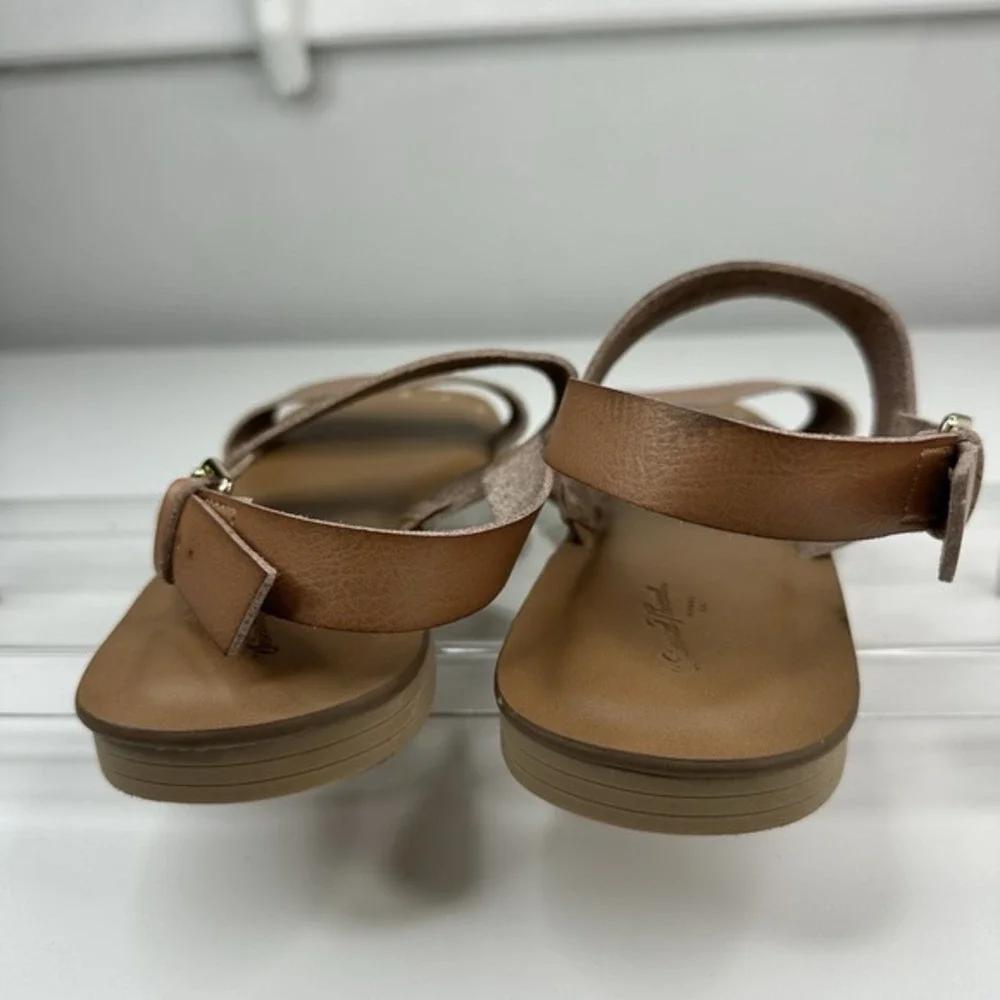 Universal Thread Womens Tan Square Toe Studded Slingback‎ Flat Sandals Size 10